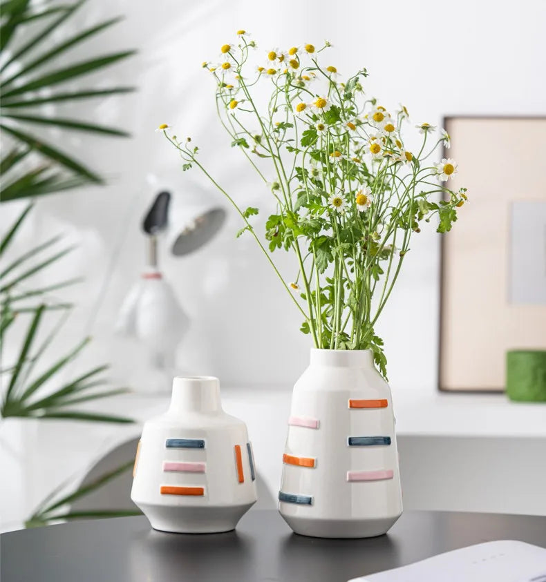 Norév Simple and Elegant Aesthetic Vase Ceramic