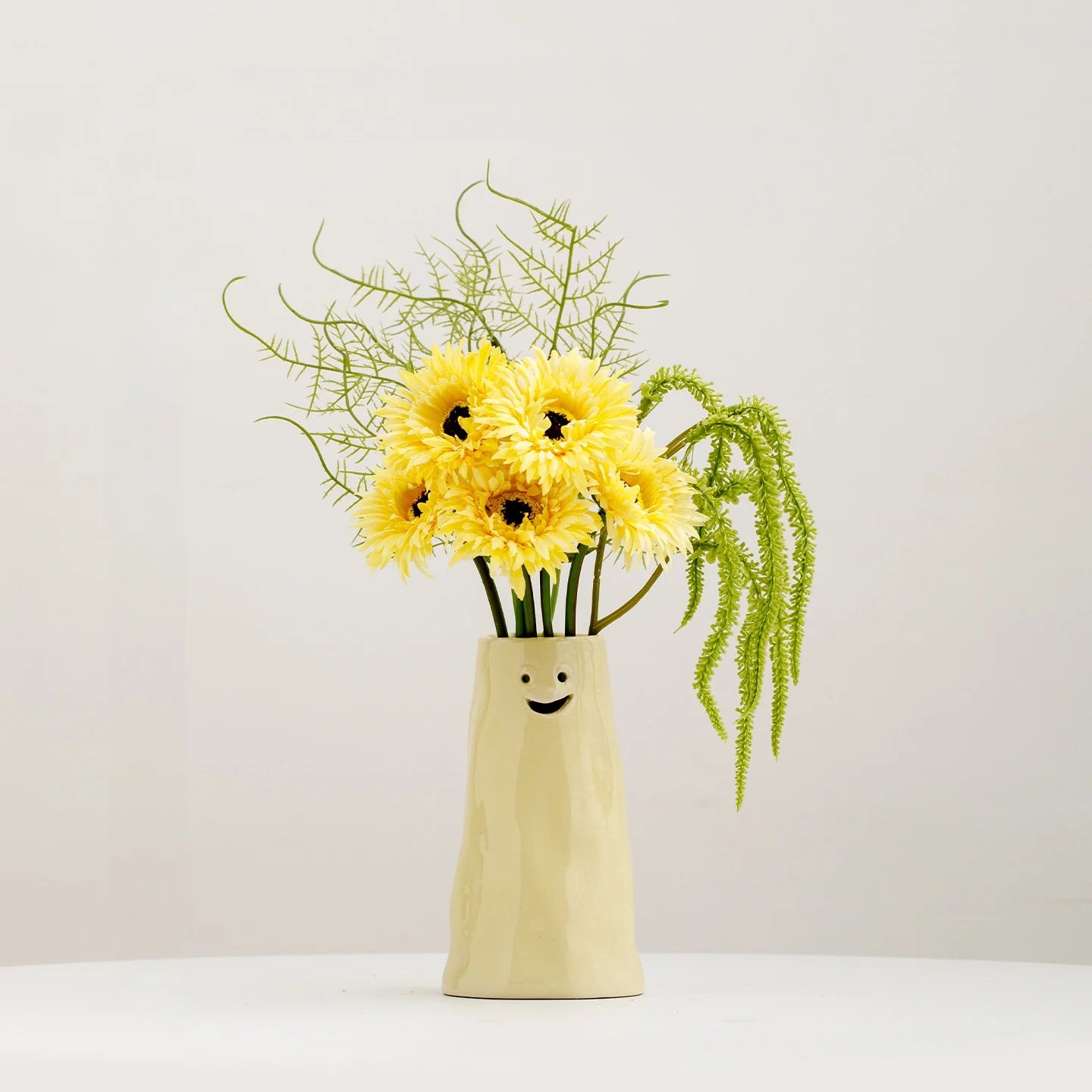 Norév Cream Yellow Ceramic Bud Vase with Funny Face