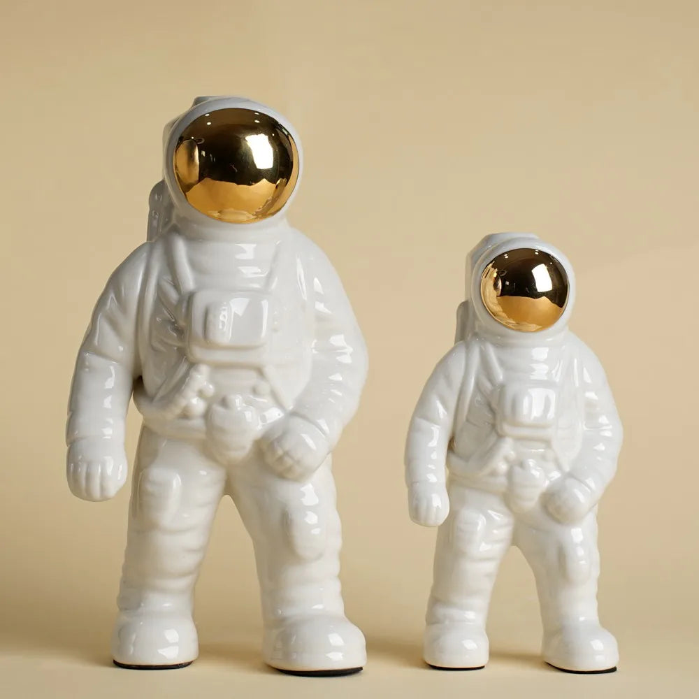 Norév Porcelain Astronaut Vase Figurines Bookshelves